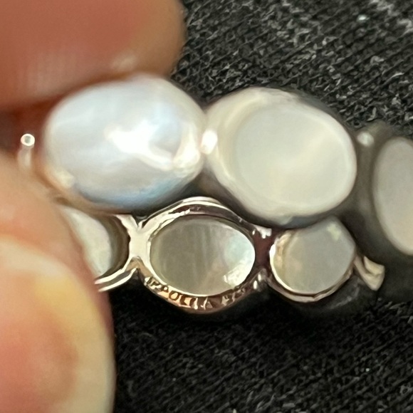 All-Around Tiny Ovals Ring in Sterling Silver and Mother of Pearl - Picture 11 of 13